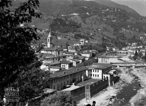 Chiesa e fiume