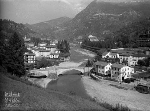 Panorama con fiume