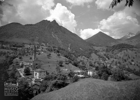 Panorama con monti