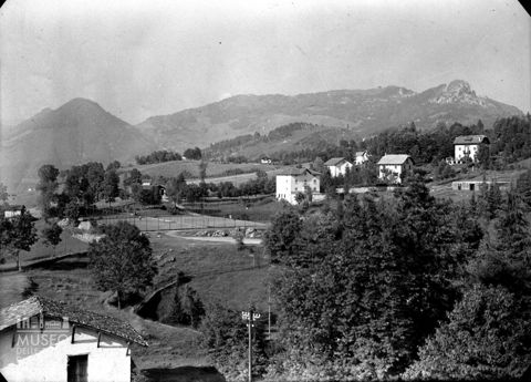 Case e campo sportivo [2]