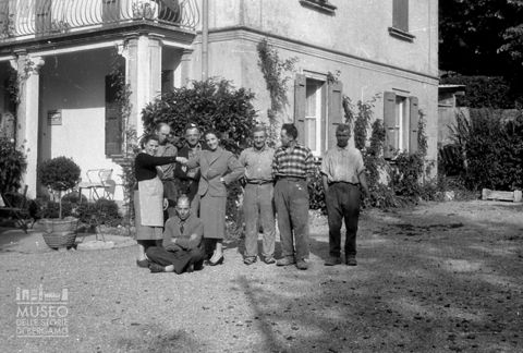 Ritratto di gruppo [2]