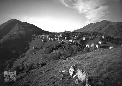 Panorama con monti