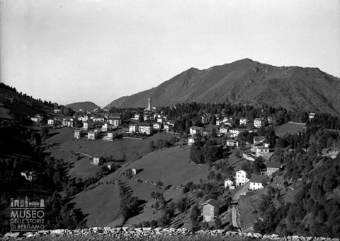 Panorama del centro di Selvino
