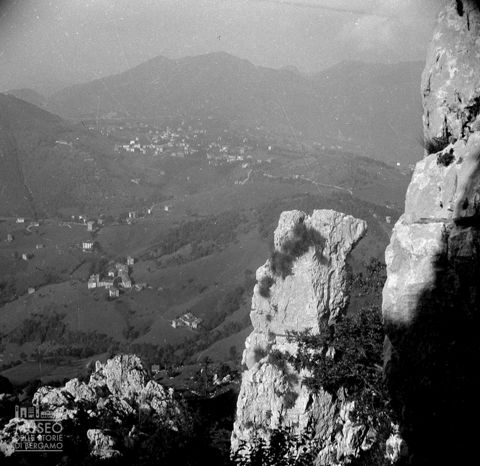 Panorama dal monte Cornagera