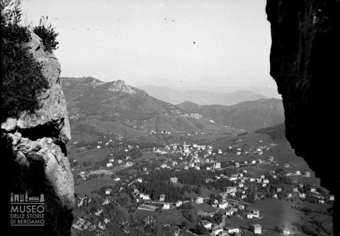 Veduta con rocce