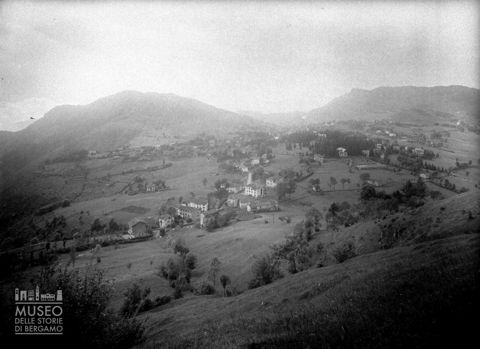 Panorama con monti