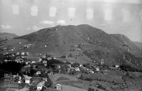 Zona residenziale e monte [2]