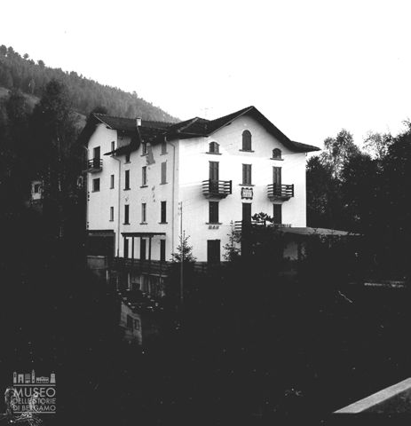 Piccolo Hotel [2]