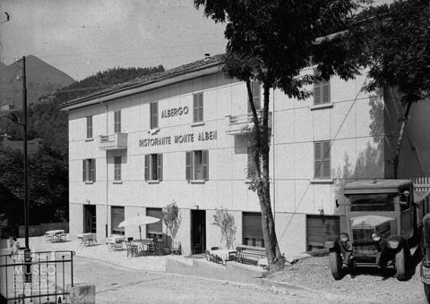 Albergo Monte Alben e strada