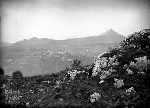 Panorama con rocce