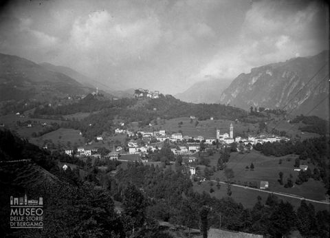 Panorama di Sottochiesa e Pizzino [1]