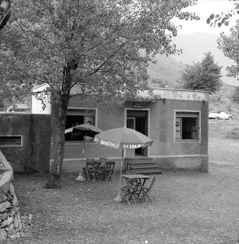Bar e tavolini