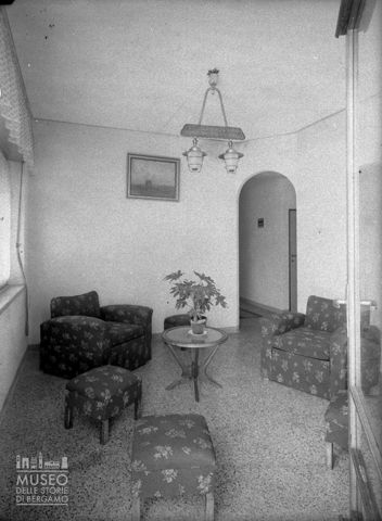 Interno, forse di un albergo