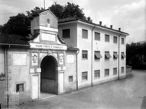 Fonti di San Pancrazio, ingresso