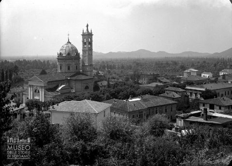 Chiesa parrocchiale e dintorni