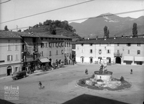 Piazza Cavour dall'alto