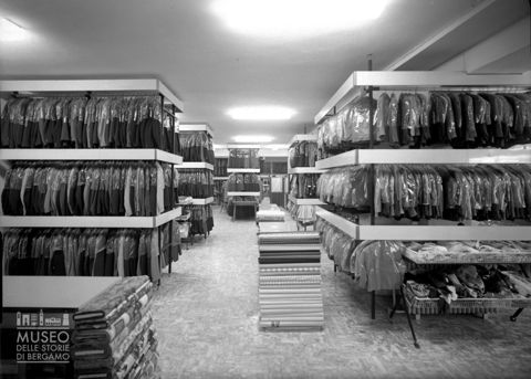 Grandi Magazzini Semenza, interno