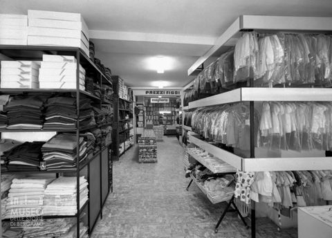 Grandi Magazzini Semenza, interno