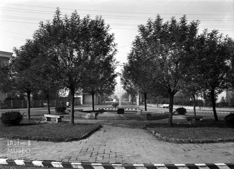 Rotatoria con fontana [2]