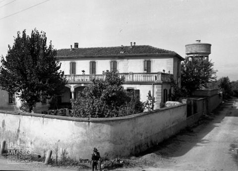 Palazzina e cisterna