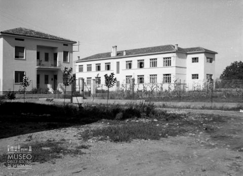 Scuola elementare e abitazione